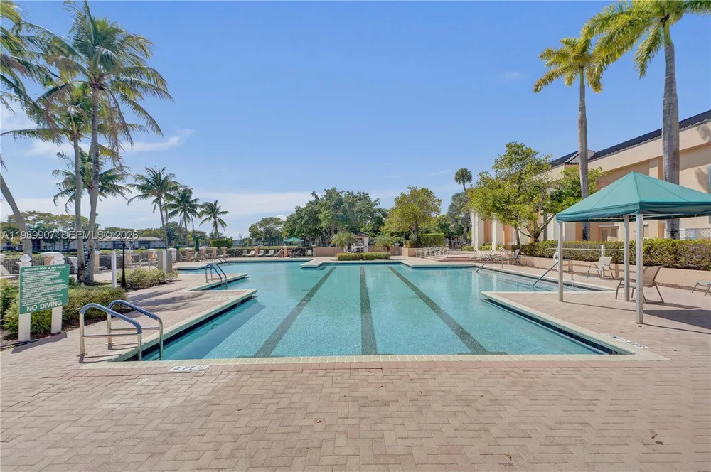 9511 Weldon Cir, Tamarac, FL 33321