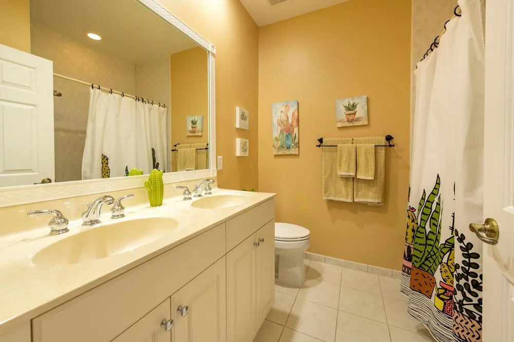 3501 Lakeside Dr, Davie, FL 33328