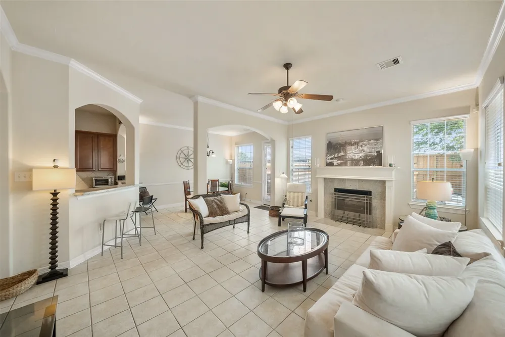 10610 Wallingford Pl, Houston, TX 77042