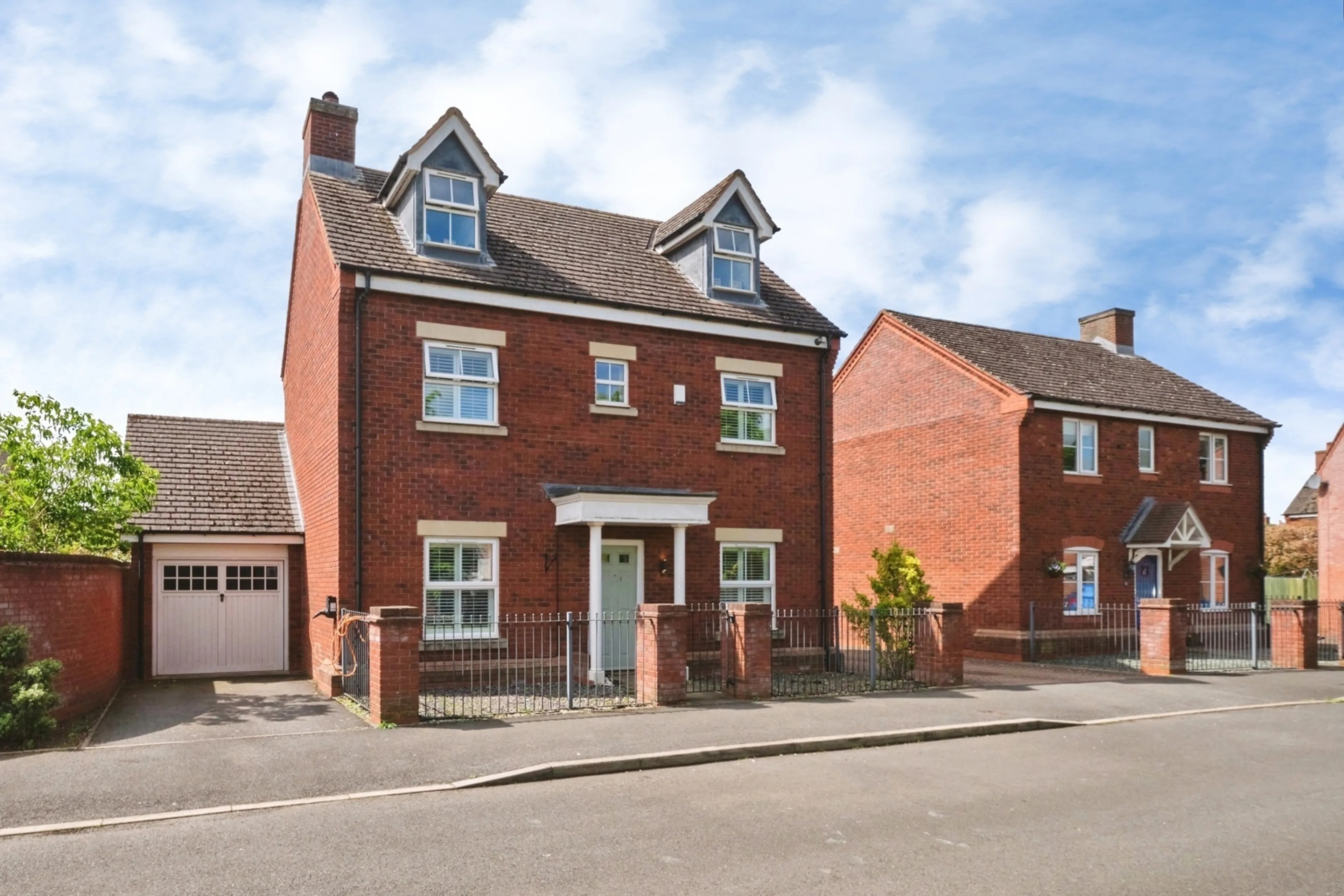 Property photo 0