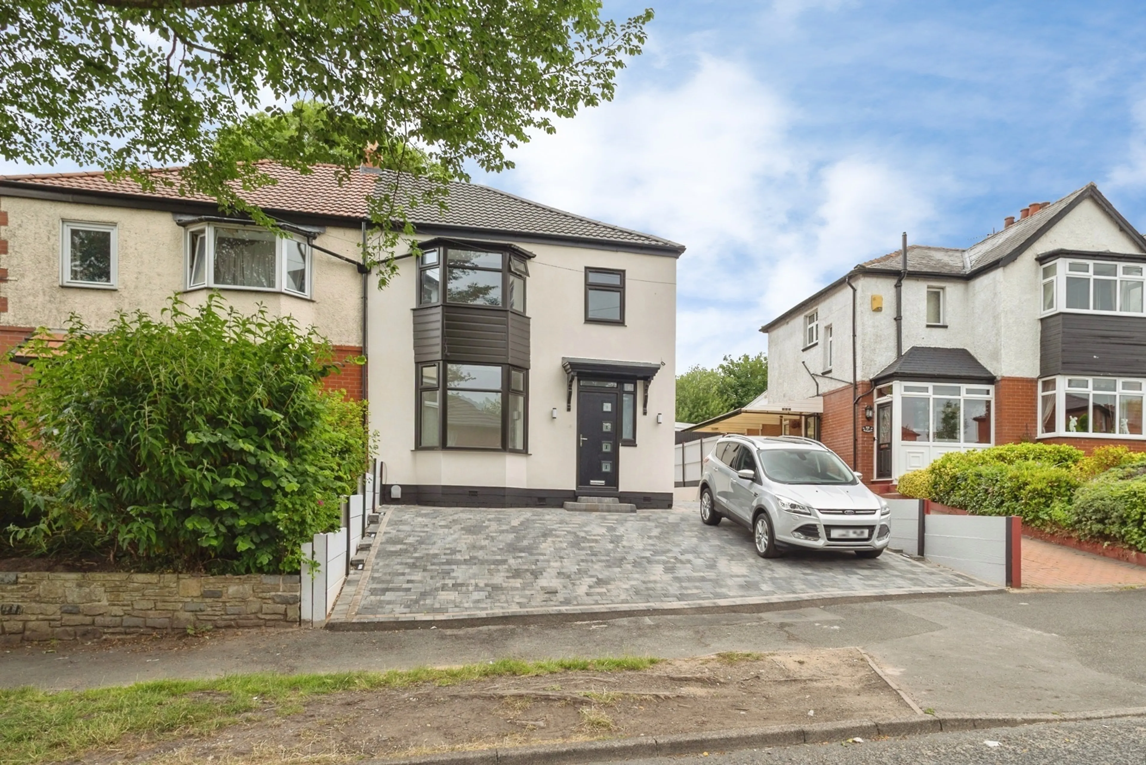 Property photo 0