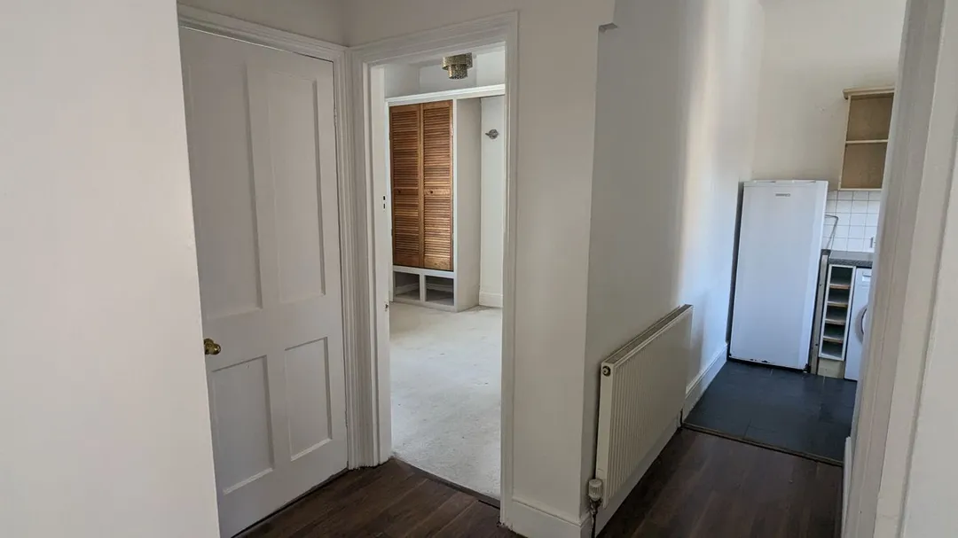https://mr0.homeflow-assets.co.uk/files/photo/image/47837/9610/_x_/55266319.jpg