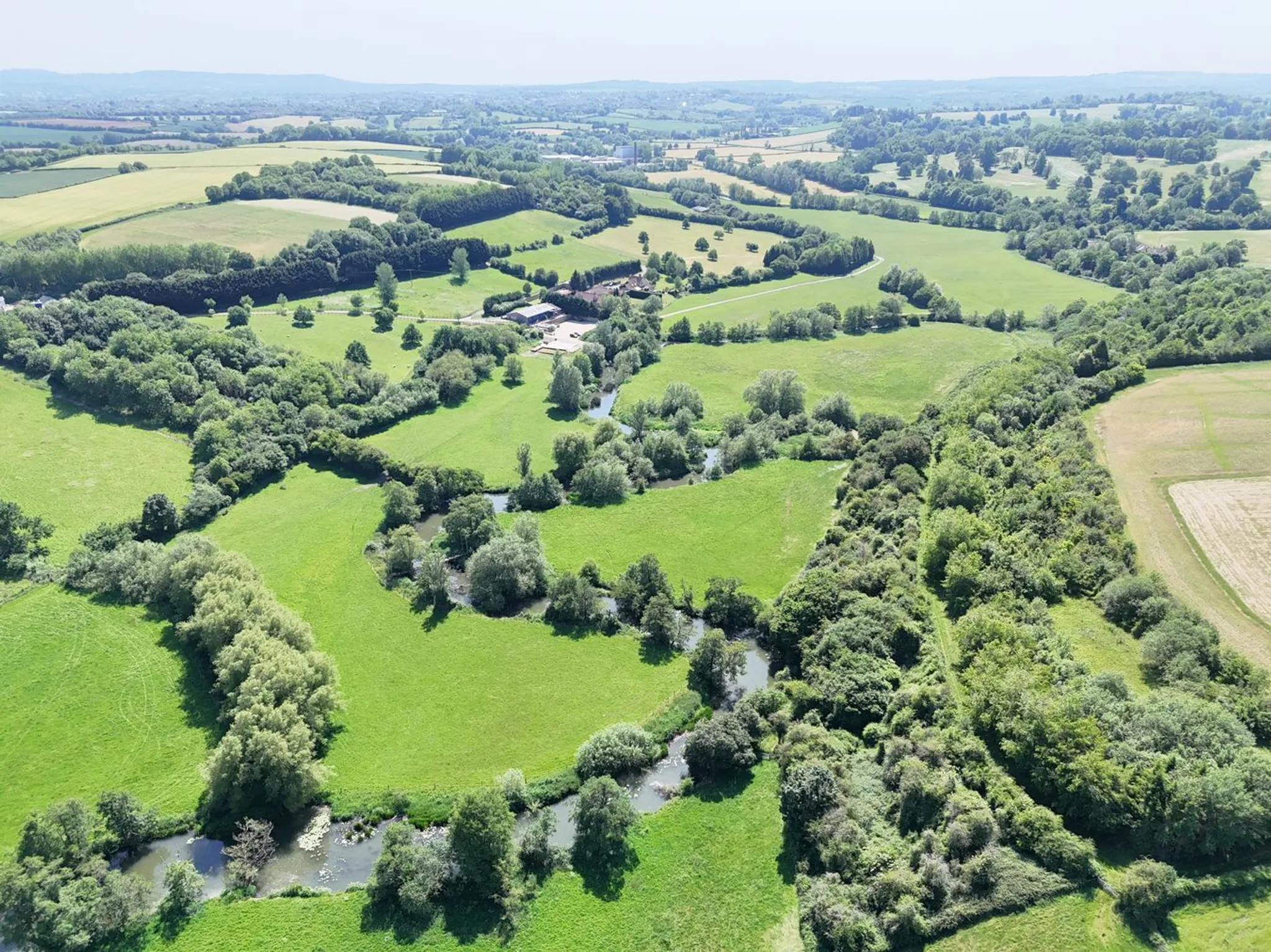 https://mr0.homeflow-assets.co.uk/files/photo/image/47838/2649/_x_/57476587.jpg
