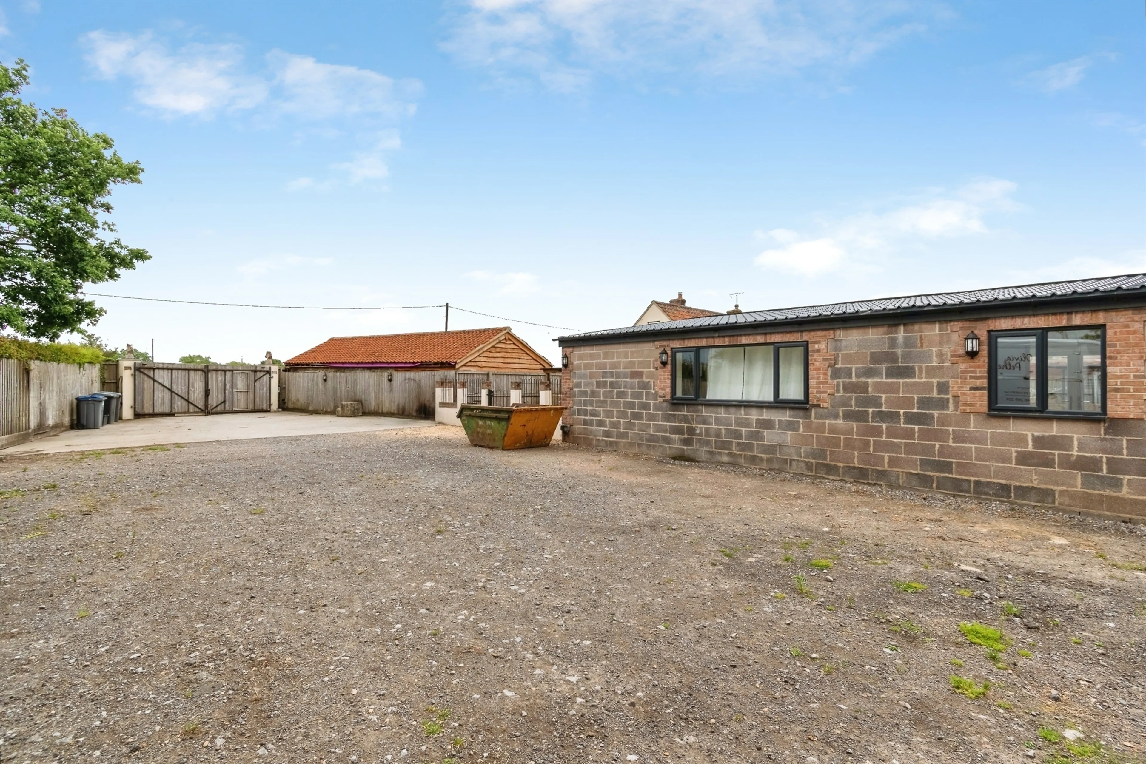 Property photo 23