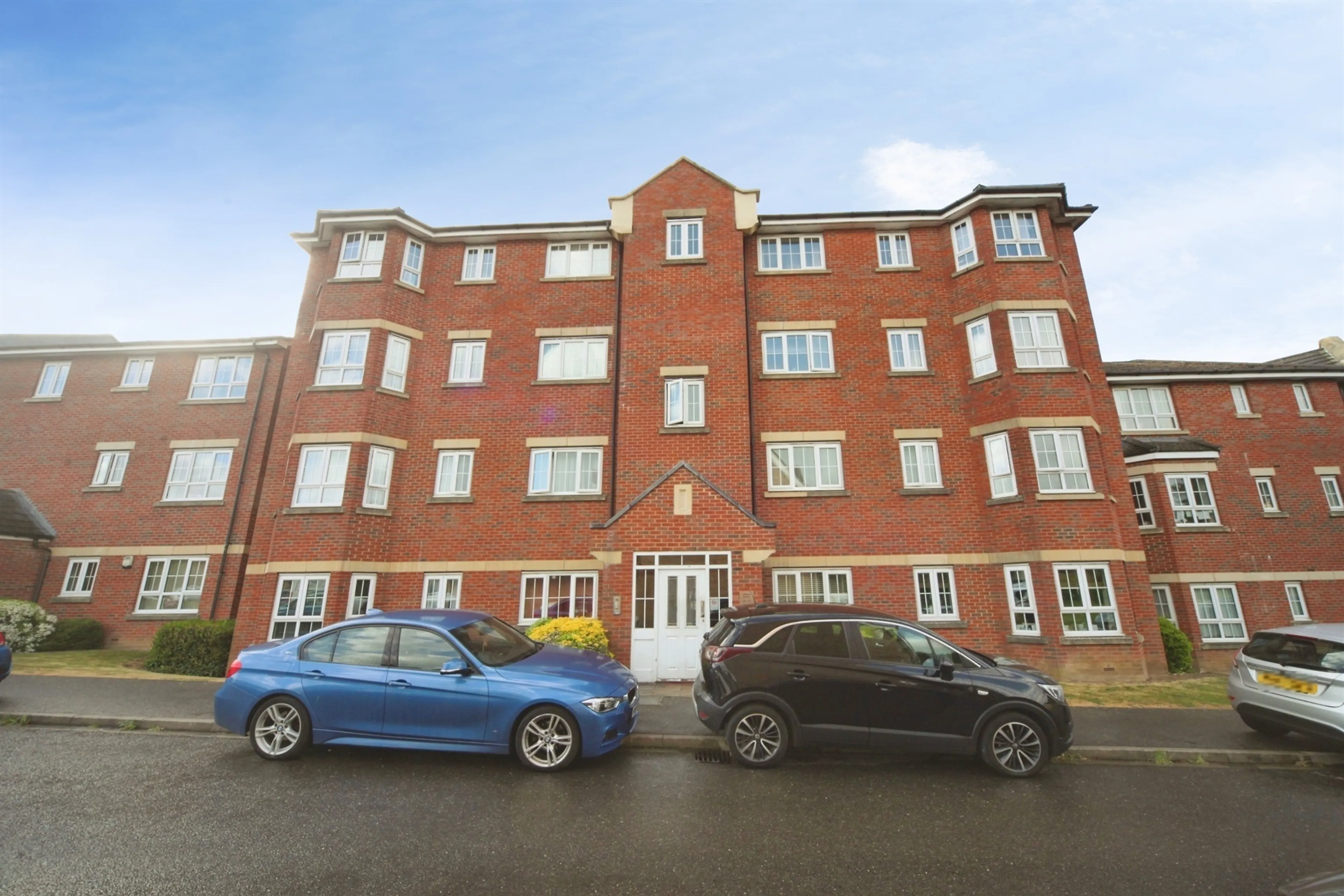 Property photo 0