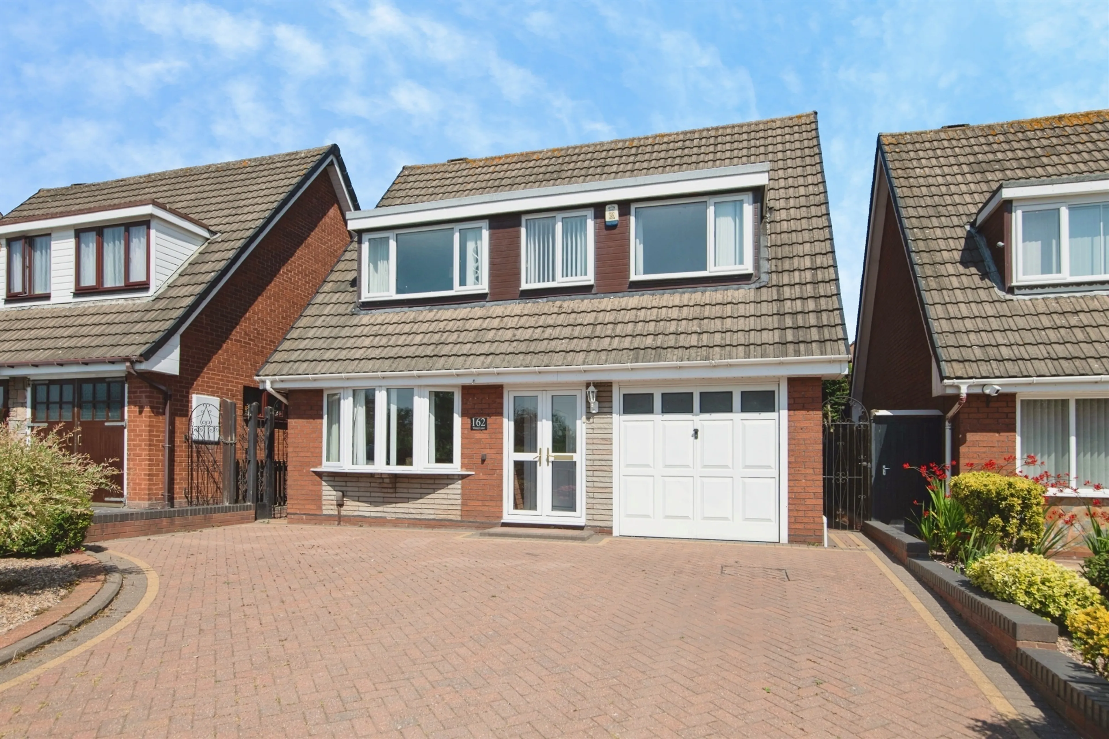 Property photo 0
