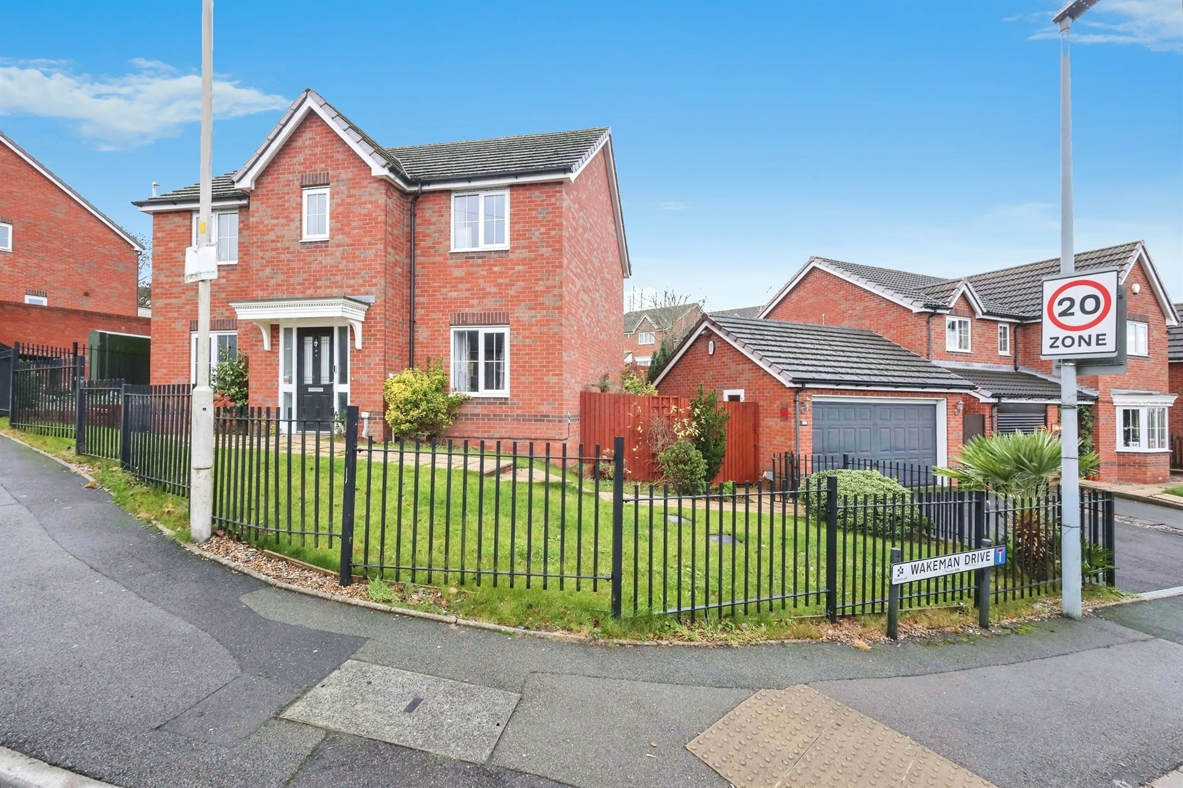 Property photo 0