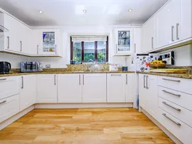 Pipers Hill, Great Gaddesden, HEMEL HEMPSTEAD thumb 3