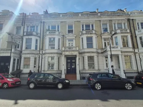 Castletown Road, LONDONphoto