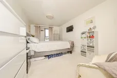 Reavell Place, Ipswich