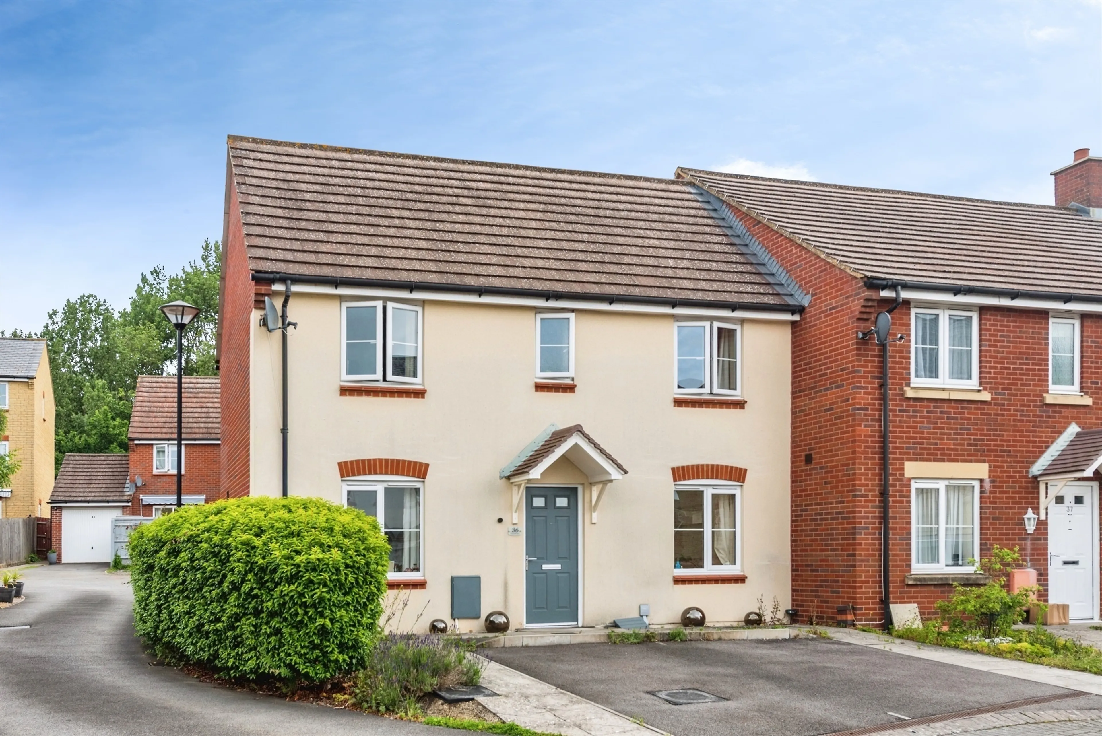 Property photo 0
