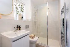 The Marram, Birchwood, Farnham, GU9 photo 8