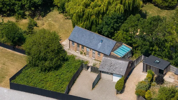 Moor End, Eaton Bray, Bedfordshire, LU6 2HN