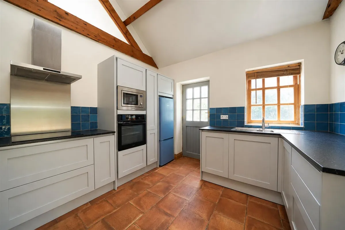 Moor End, Eaton Bray, Bedfordshire, LU6 2HN