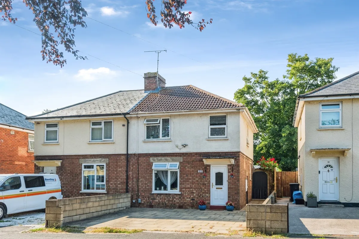 Beech Avenue, Swindon