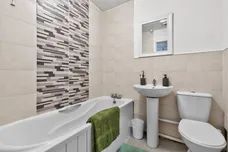 Mahon Court, Moodiesburn, Glasgow