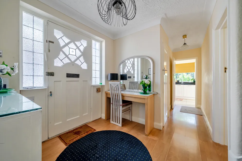 Great Bushey Drive, Totteridge, N20 photo 2