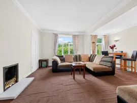Ardmay Crescent, Glasgow thumb 2