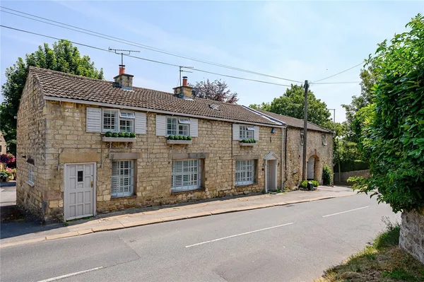 Main Street, Linton, LS22