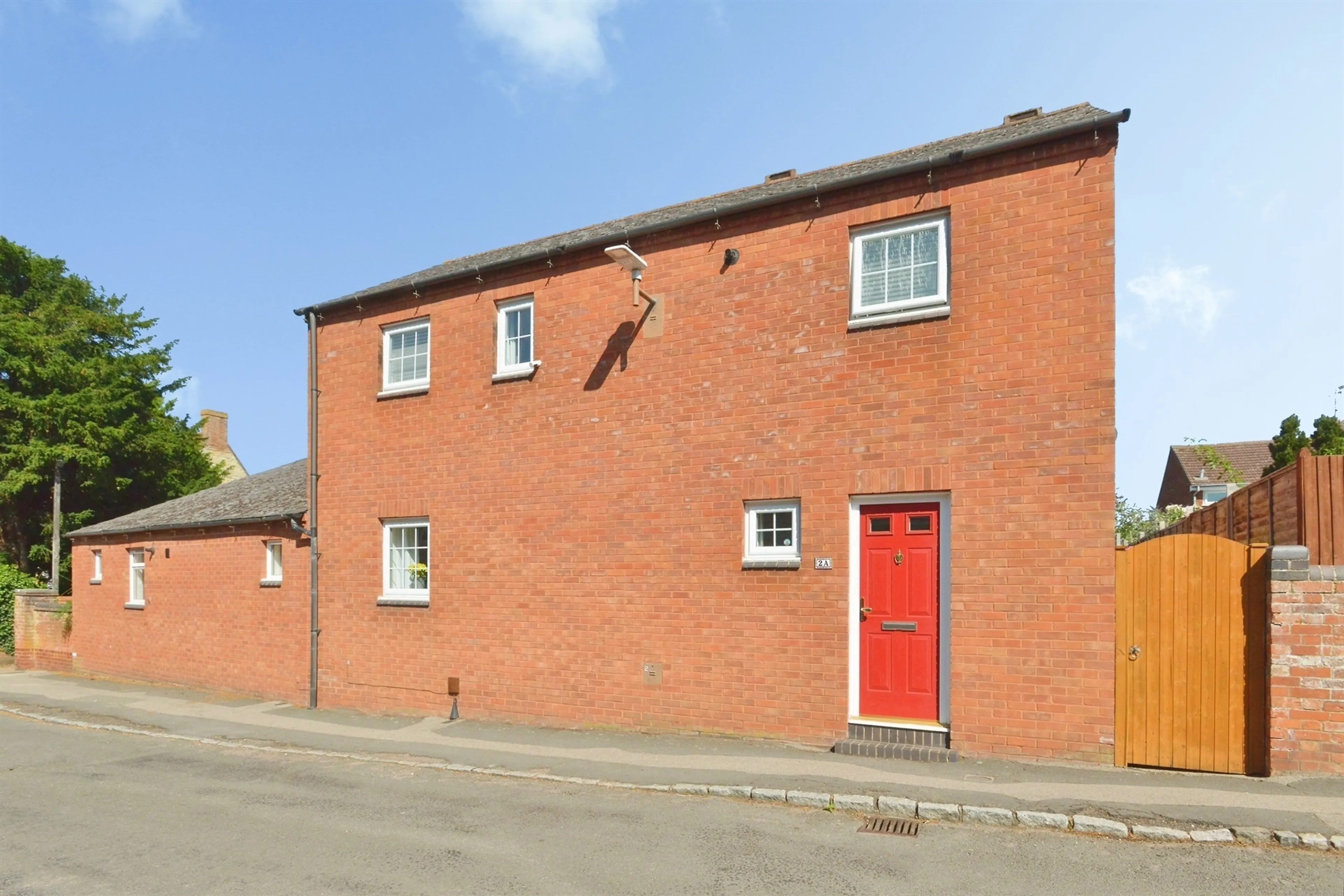 Property photo 0