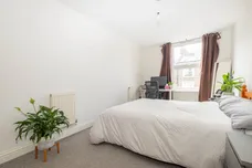 Queenstown Road, SW8 photo 5