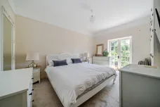 Petworth Road Godalming GU8 photo 9
