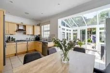 Tower Place Warlingham CR6 photo 2
