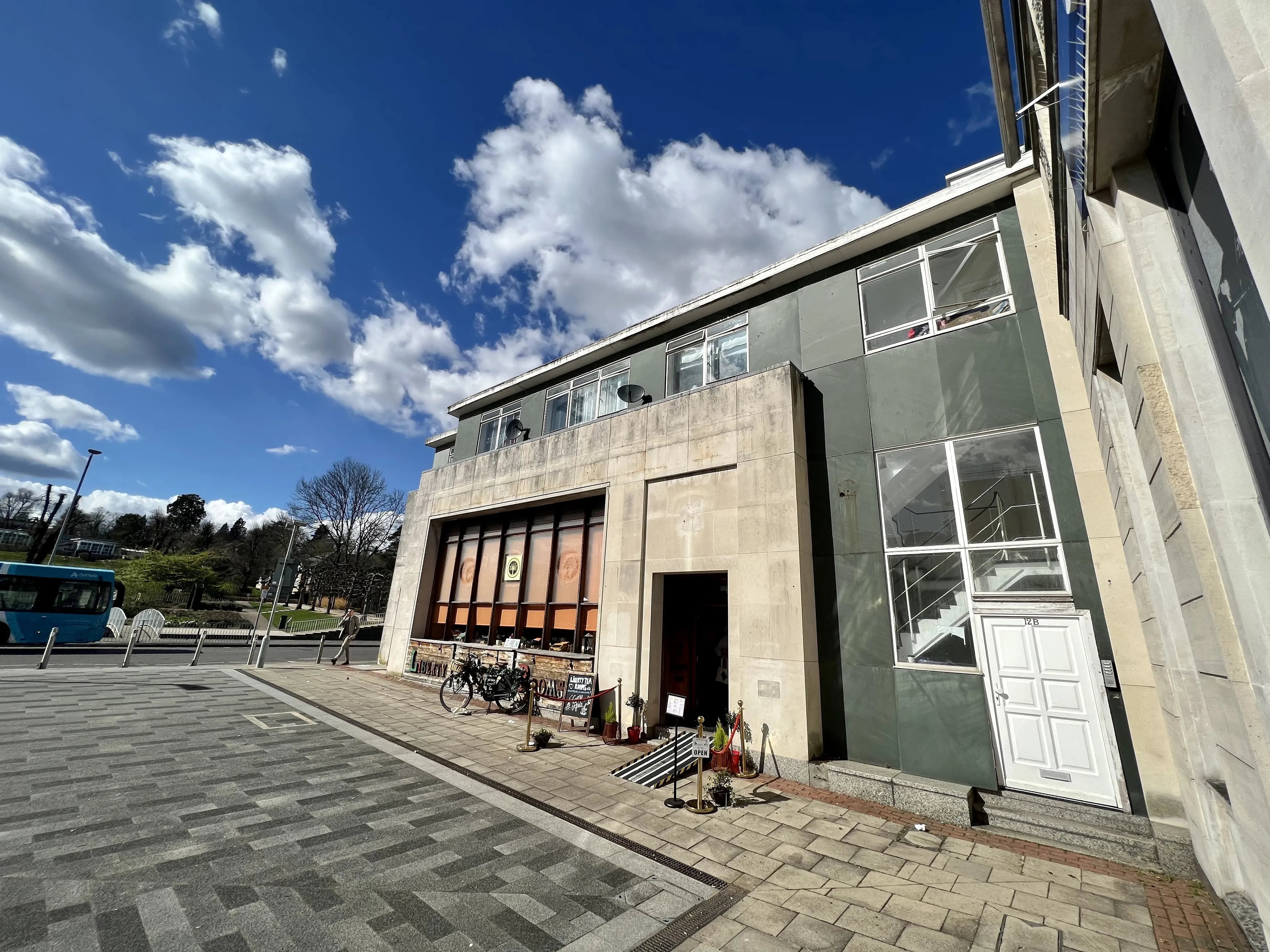 Property photo 0