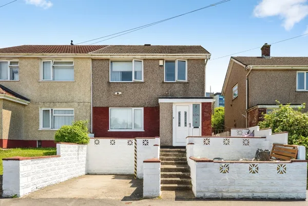 Chirk Gardens, Bonymaen, Swansea, SA1