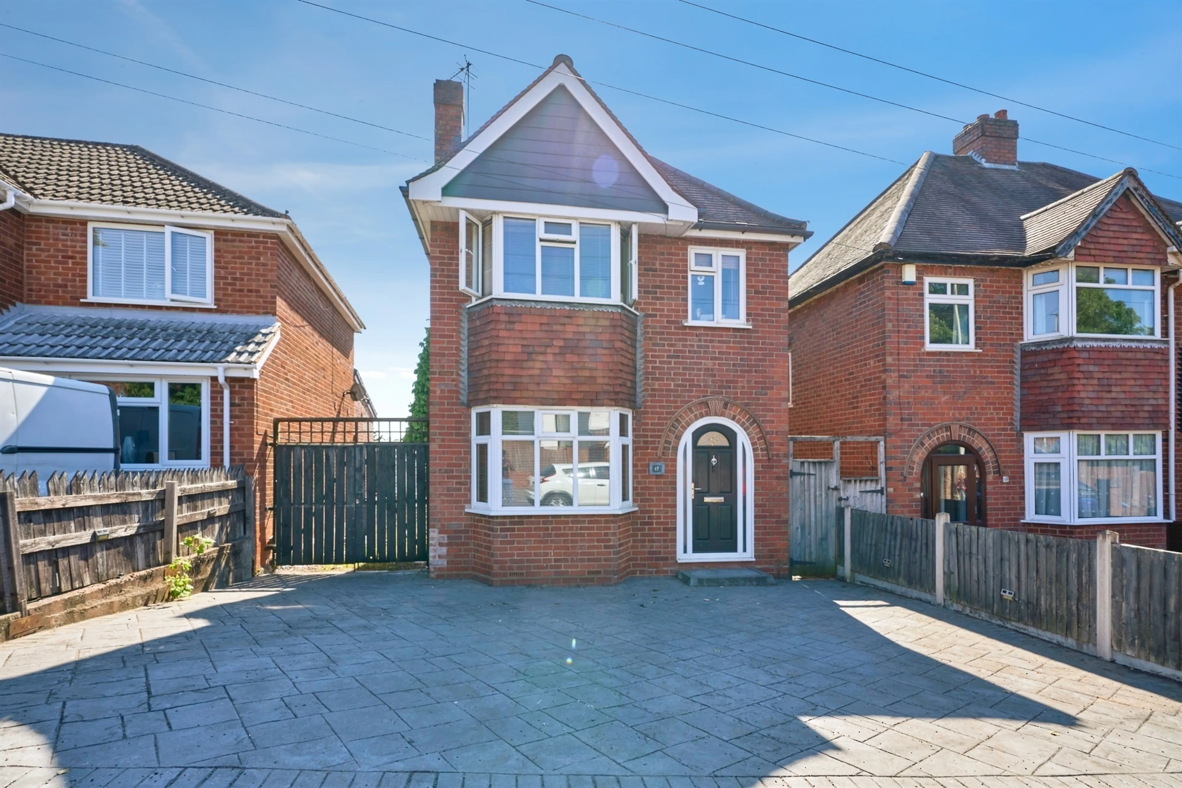 Property photo 0