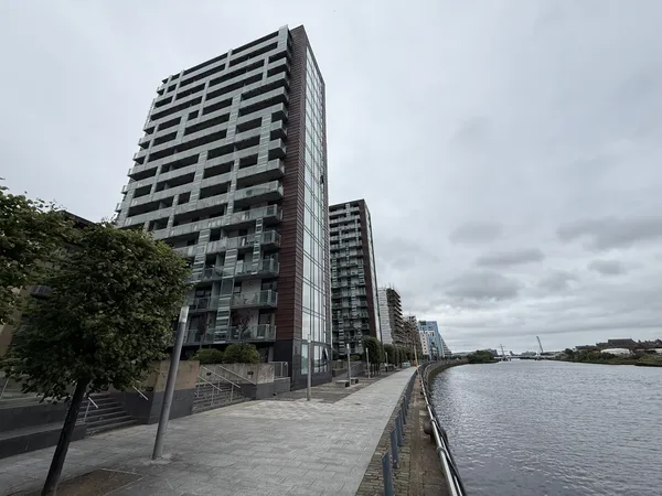 Meadowside Quay Walk, Glasgow Harbour