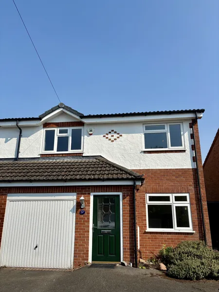 Westlands Close, Neston, CH64 3UA