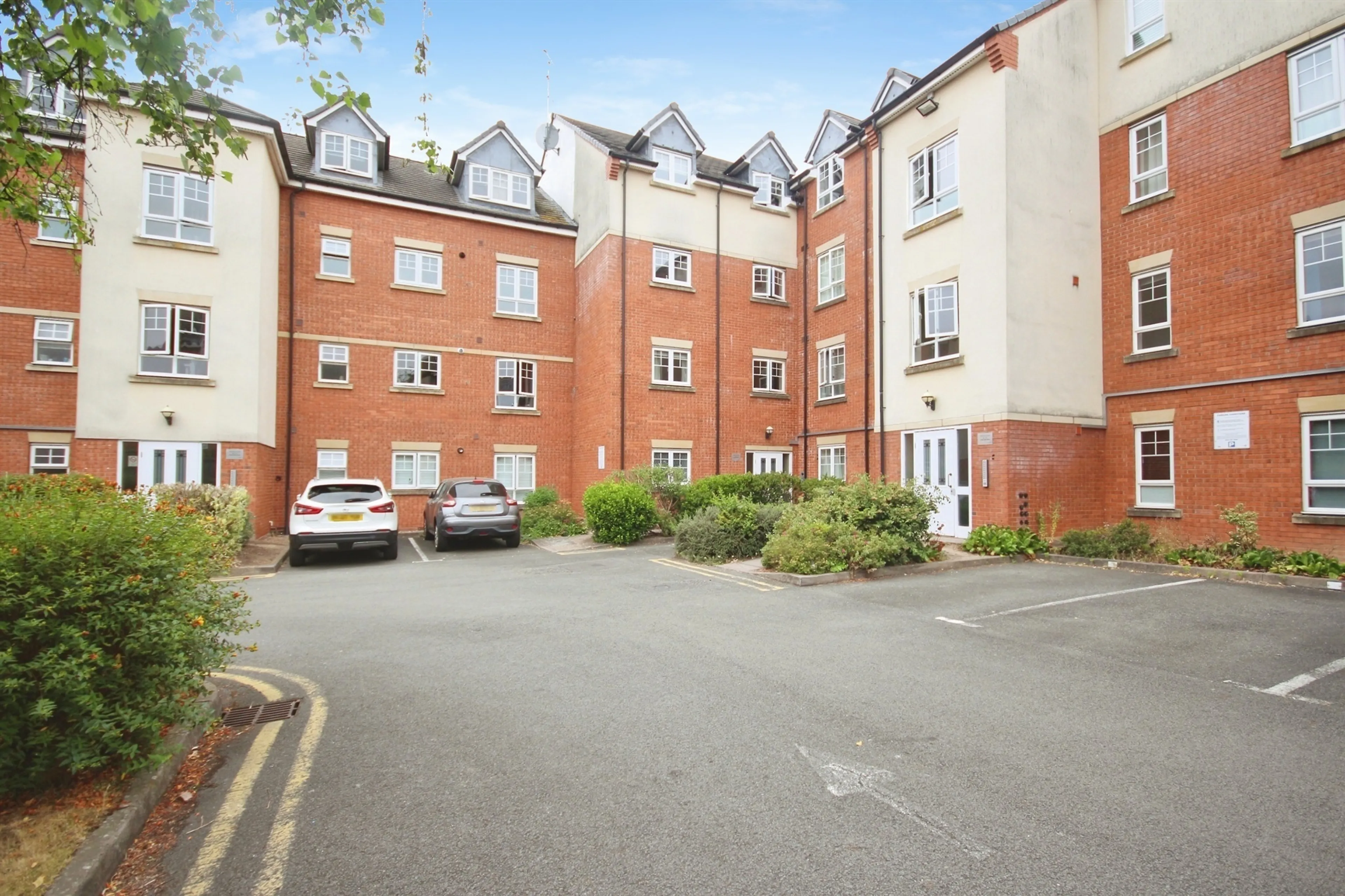 Property at Turberville Place, Warwick