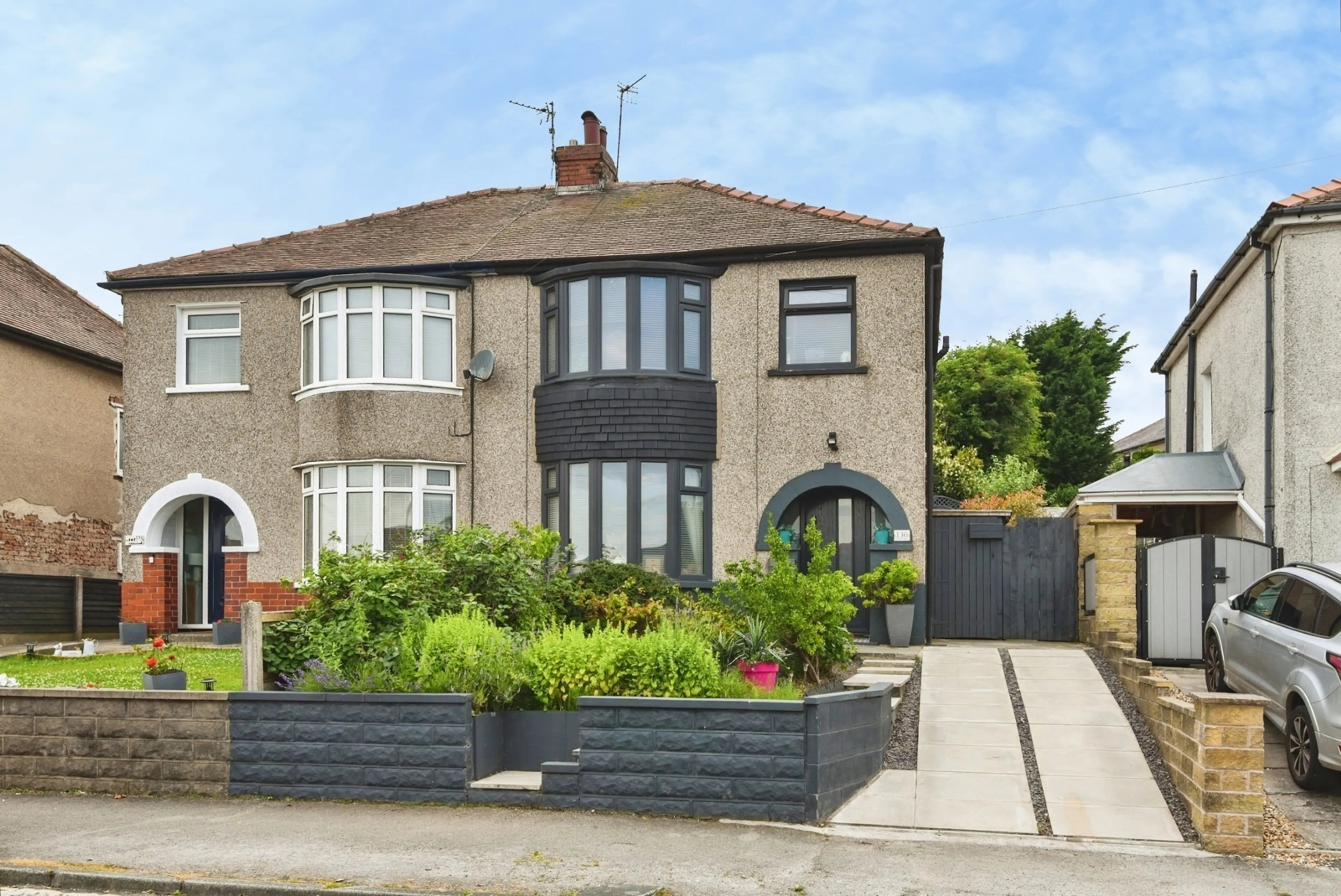 Property photo 0
