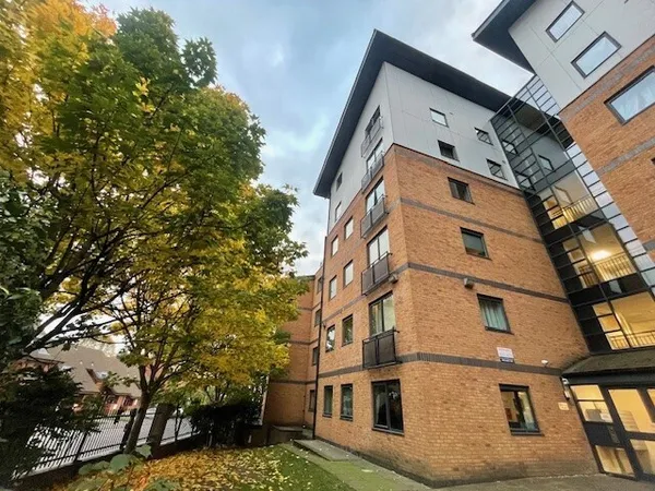 Regal Court B15