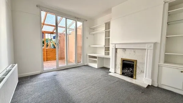Chigwell IG6