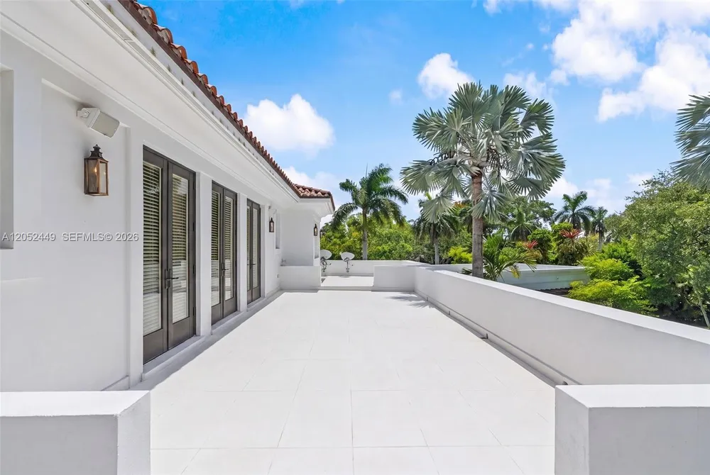 6201 Chapman Field Dr, Pinecrest, FL 33156