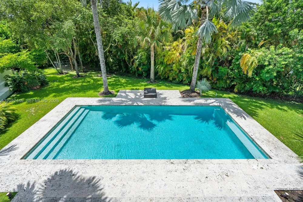 6201 Chapman Field Dr, Pinecrest, FL 33156
