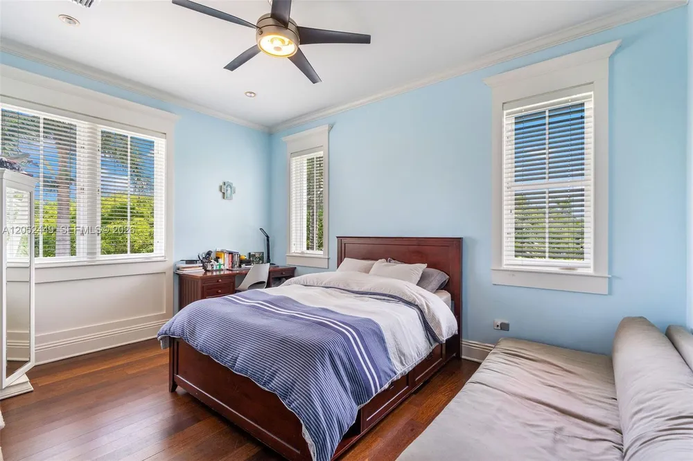 6201 Chapman Field Dr, Pinecrest, FL 33156