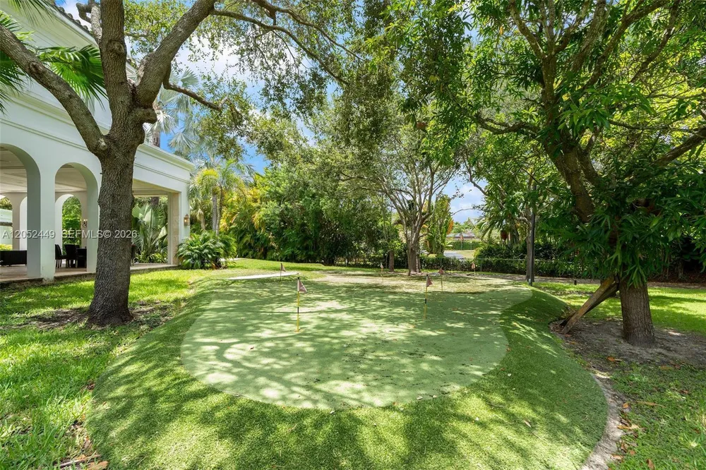 6201 Chapman Field Dr, Pinecrest, FL 33156