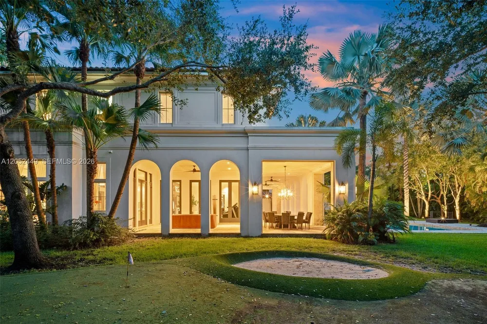 6201 Chapman Field Dr, Pinecrest, FL 33156
