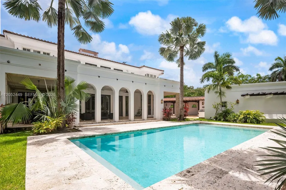 6201 Chapman Field Dr, Pinecrest, FL 33156