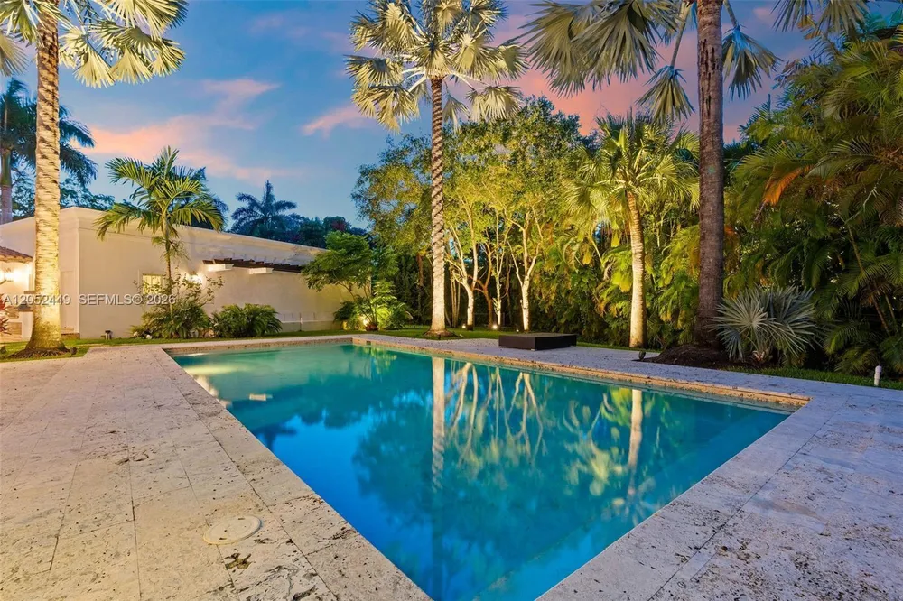 6201 Chapman Field Dr, Pinecrest, FL 33156
