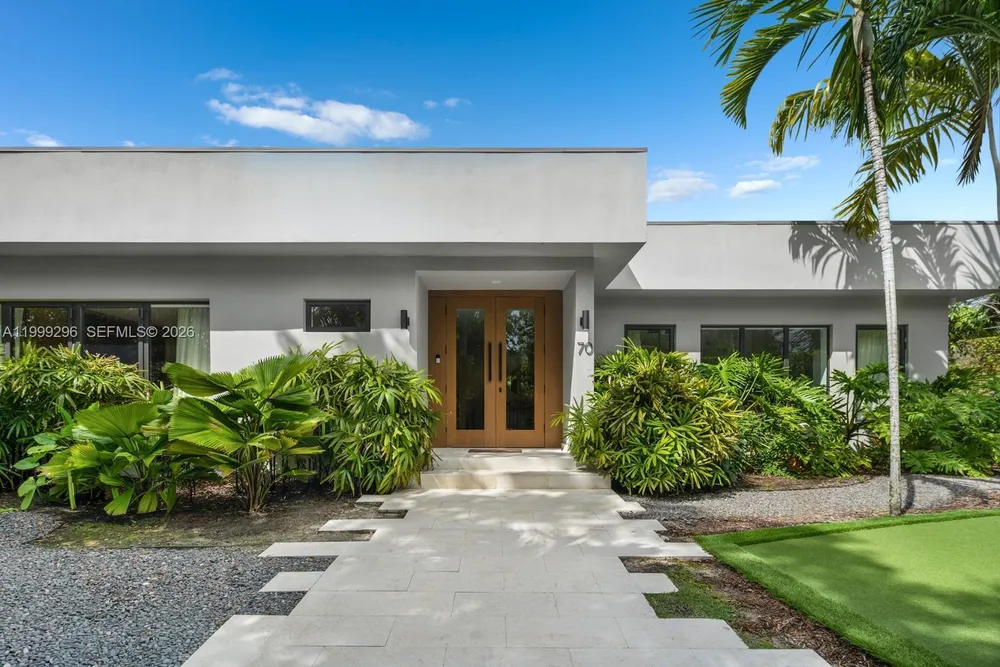 70 Samana Dr, Miami, FL 33133