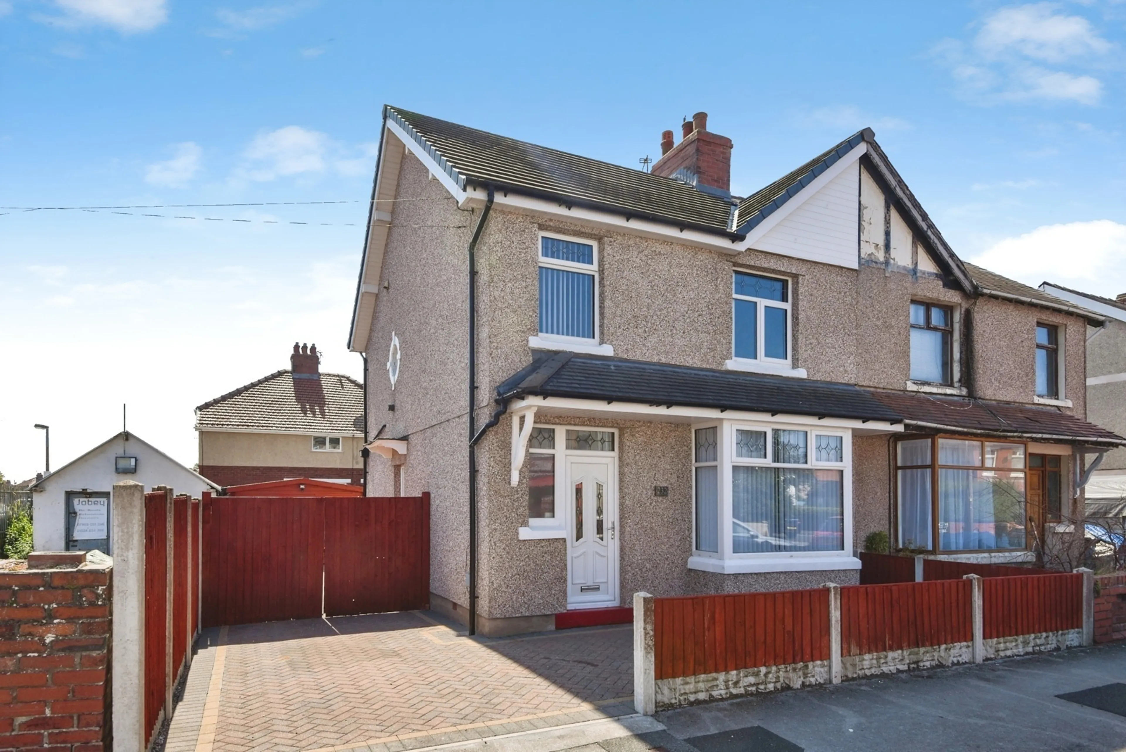 Property photo 0