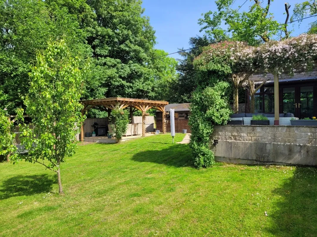 https://mr0.homeflow-assets.co.uk/files/photo/image/47847/3750/_x_/57320338.jpg