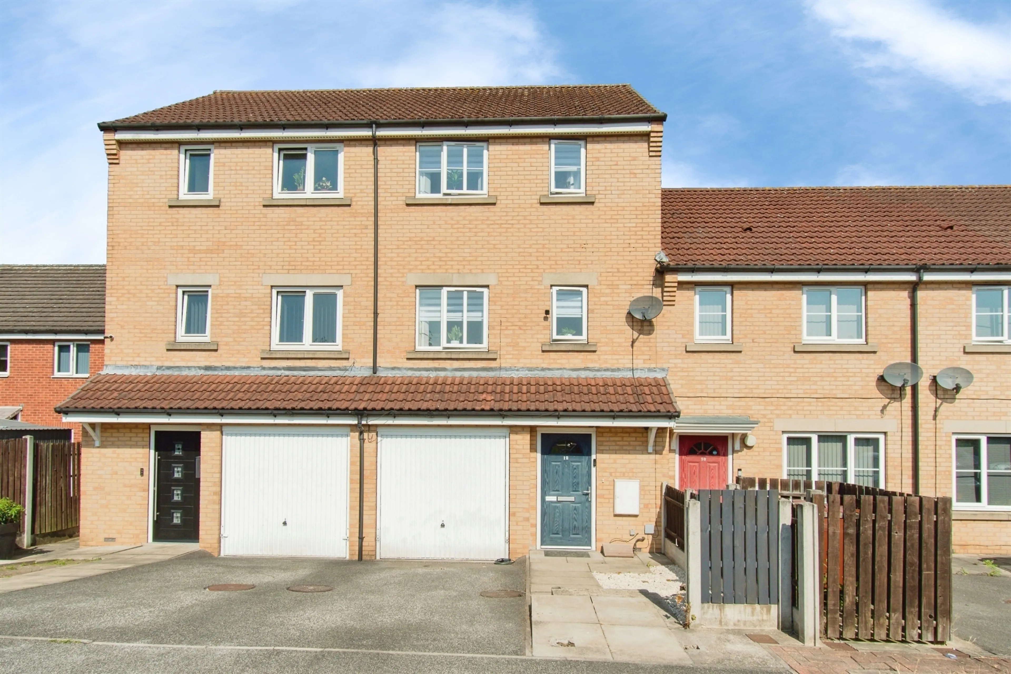 Property photo 0