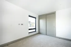Brighton Road, Surbiton, KT6 photo 8