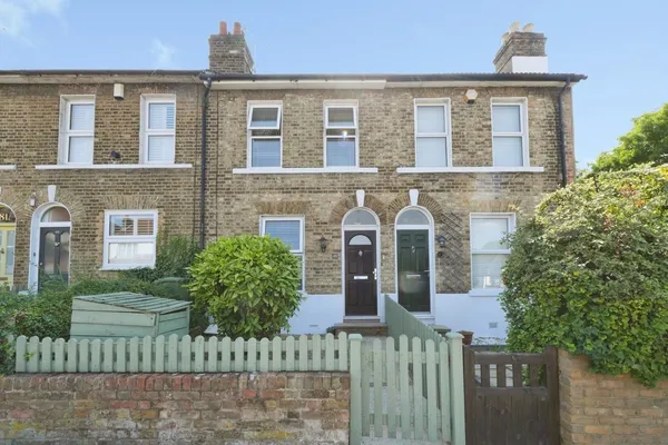 White Horse Hill, Chislehurst, BR7