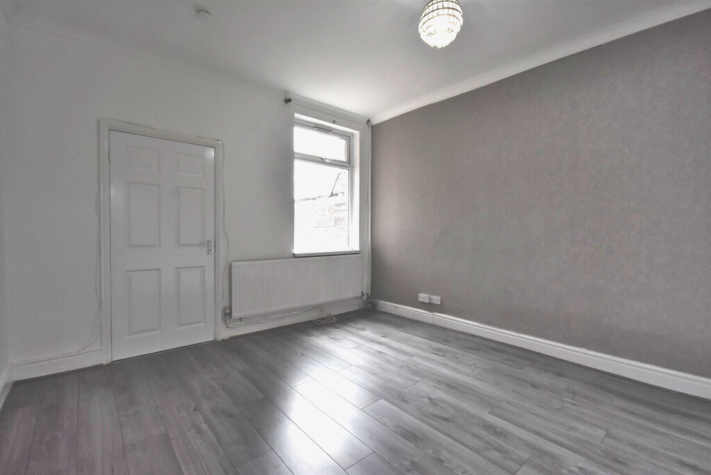 Holmsdale Road, Coventry, CV6 5BJ  Image 2
